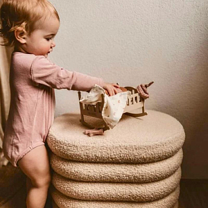 Кукла с кроваткой Mrs. Ertha "Josie Flower Buds", мириада цветов, 20 см